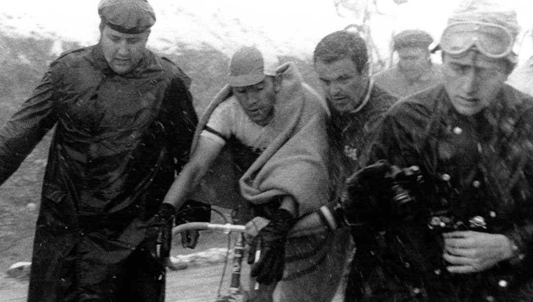 Eddy Merckx trionfa a Lavaredo l'1 giugno 1968. Getty 