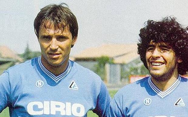 Daniel Bertoni con Maradona al Napoli 