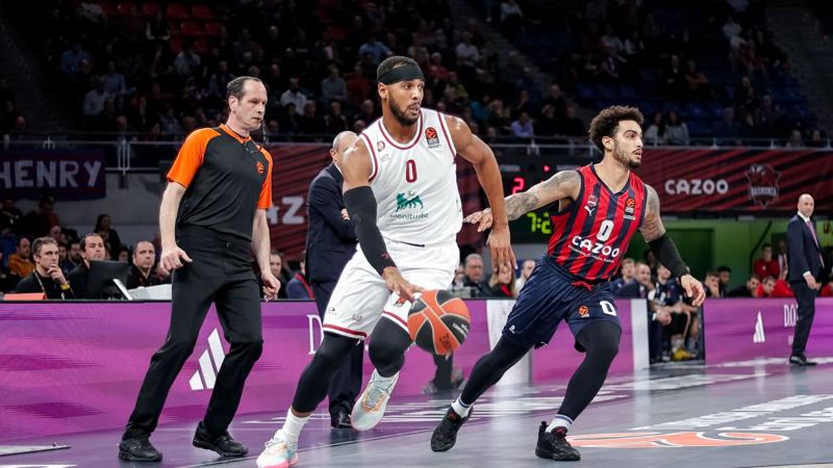 Basketball, Euroleague: Milan – 16 in Vitoria.  It’s the 7th knockout in a row