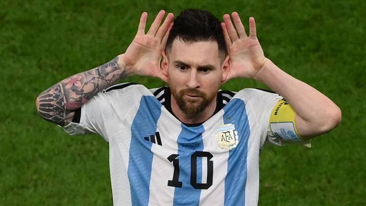 Leo Messi festeggia dopo aver segnato il rigore del 2-0 AFP 
