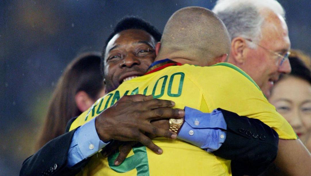 Ronaldo e Pelé. Afp 