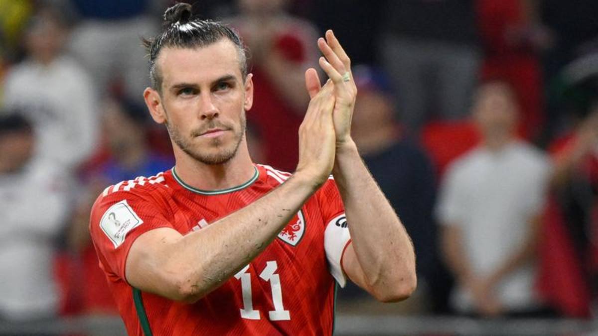 Gareth Bale meddelar att han går i pension från fotbollen