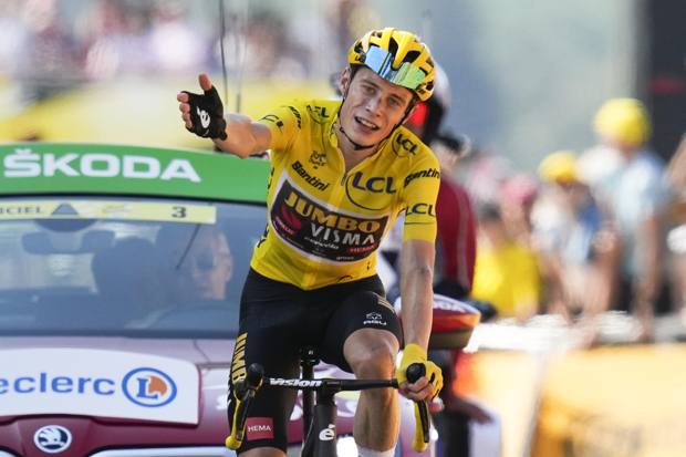 Tour de France 2022: il danese Jonas Vingegaard in trionfo 