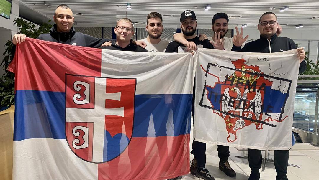 I tifosi serbi arrivati a Chisinau. Foto di Emanuel Rosu 