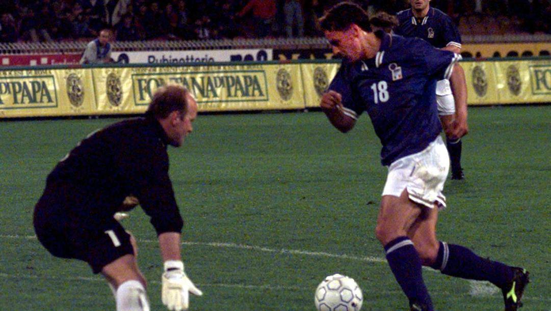 Roberto Baggio in Italia-Polonia del 1997 al San Paolo di Napoli 