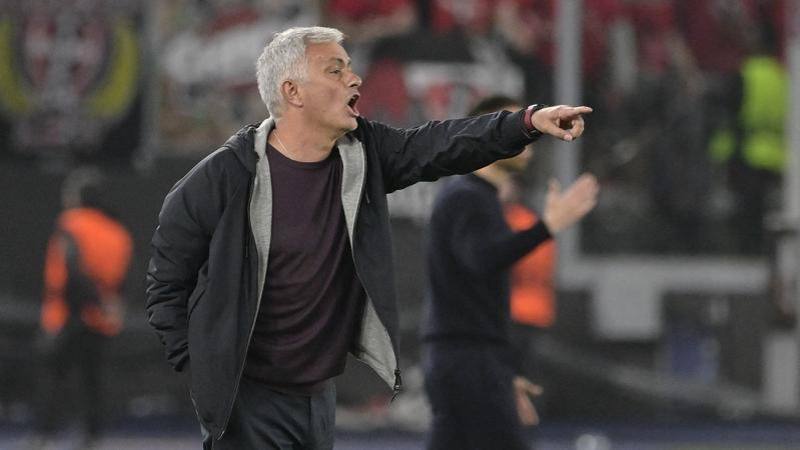 Mourinho  dopo Roma-Bayer: “Bove? Sembra un professionista di 30 anni”