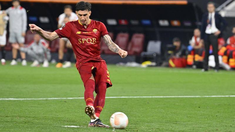 Roma, fair play finanziario Uefa: sacrificati Ibanez e Spinazzola?