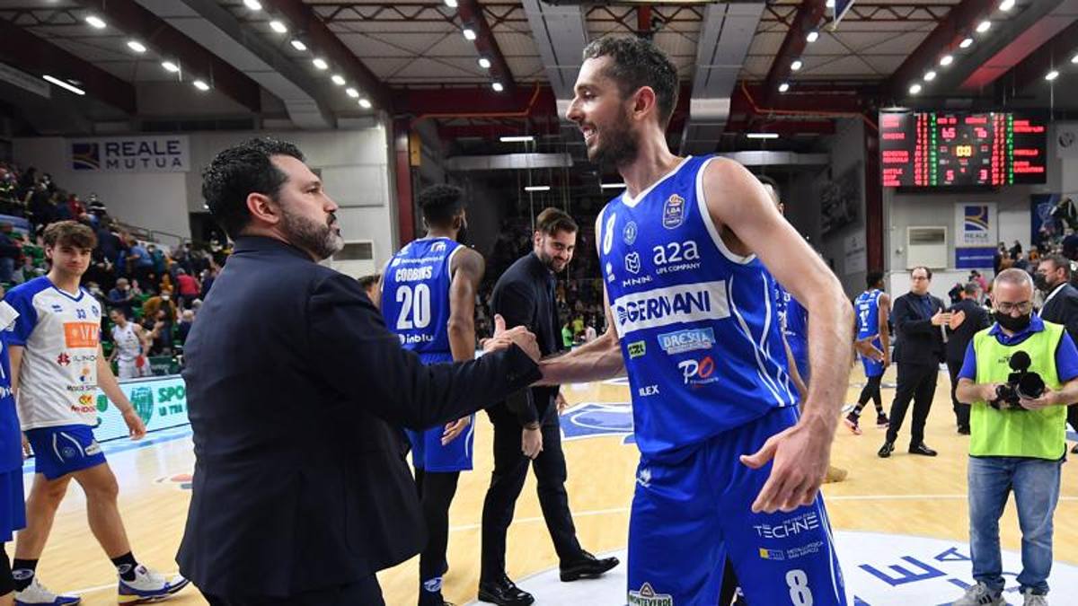 Basket Brescia avanti con Della Valle e coach Magro La Gazzetta dello