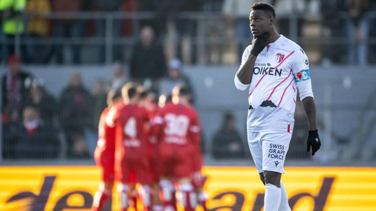 Balotelli och Sion: Fester, alkohol, slag och få mål