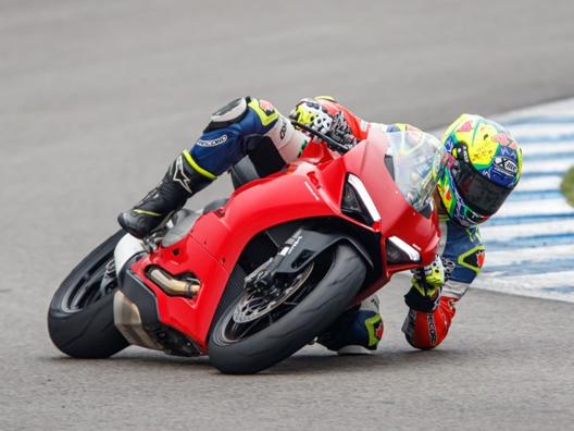 Ducati Panigale V2 La Media Sopra La Media Video Test La