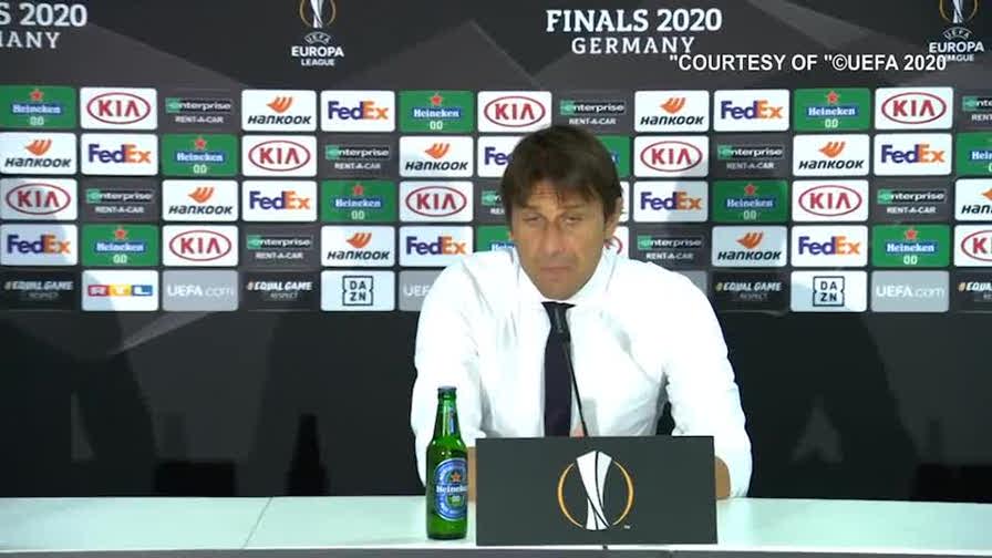 Conte ai tifosi: "Dopo 10 anni vogliamo regalare una grande gioia"