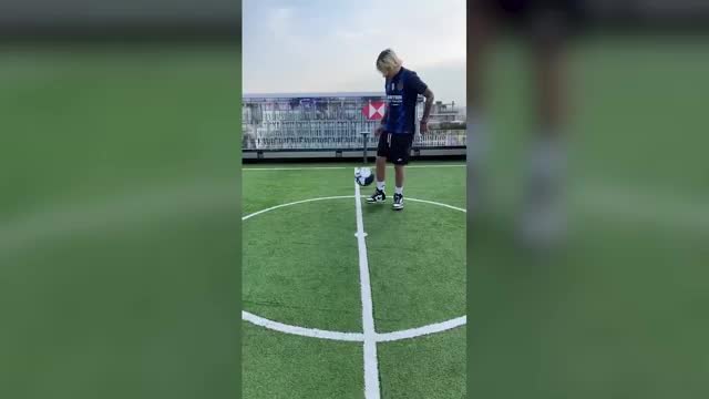 Il Tre, che stile! C'è un nuovo freestyler in casa Inter...