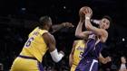 Booker & Co. dominano il secondo tempo: la sintesi di Lakers-Phoenix