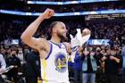 Curry rompe la maledizione: guarda il primo canestro sulla sirena in carriera