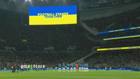 Tottenham-Everton, tutti in piedi ad applaudire: "No alla guerra"