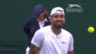 Tensione, pallate sugli spalti e...: Kyrgios-Tsitsipas, gli highlights