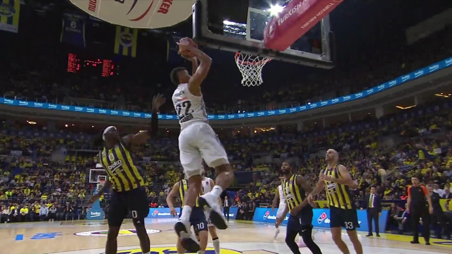 Colpo Real a Istanbul: Il Fener cade sotto questi assist