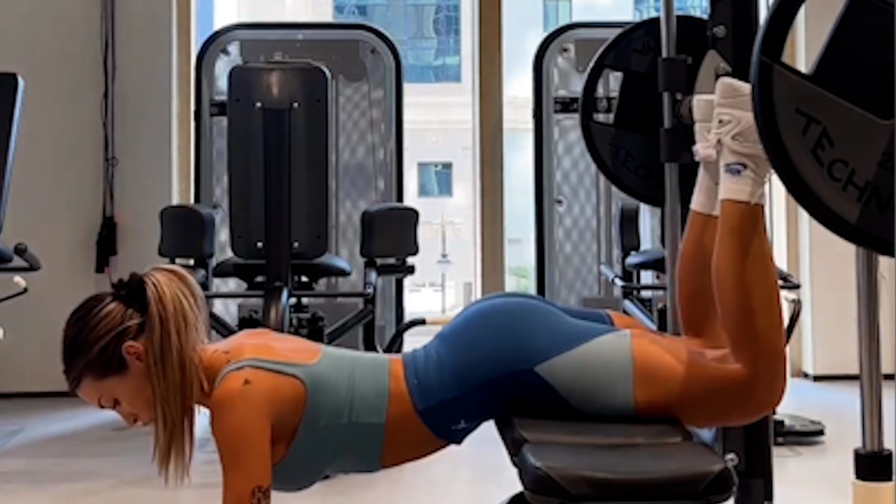 Anche a Doha Agustina si scatena... in palestra!